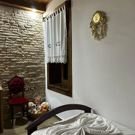 Apartamento Eni Entire Parking On Site Berat