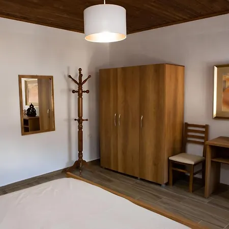 Eni Entire Parking On Site *