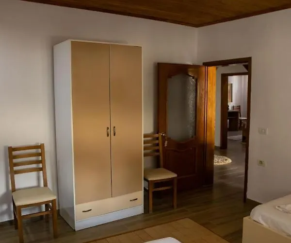 Appartement Eni Entire Parking On Site