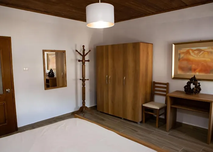 Eni Entire Parking On Site *